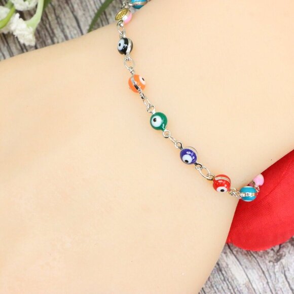 "Trendy Handmade Bracelet – A Stylish Gift for Women & Girls, MAR091107 - Picture 10 of 10